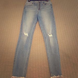 Size 6 distressed skinny jeans